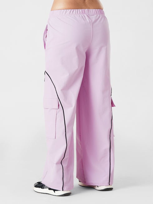 Recalibrate Cargo Joggers in Lilac
